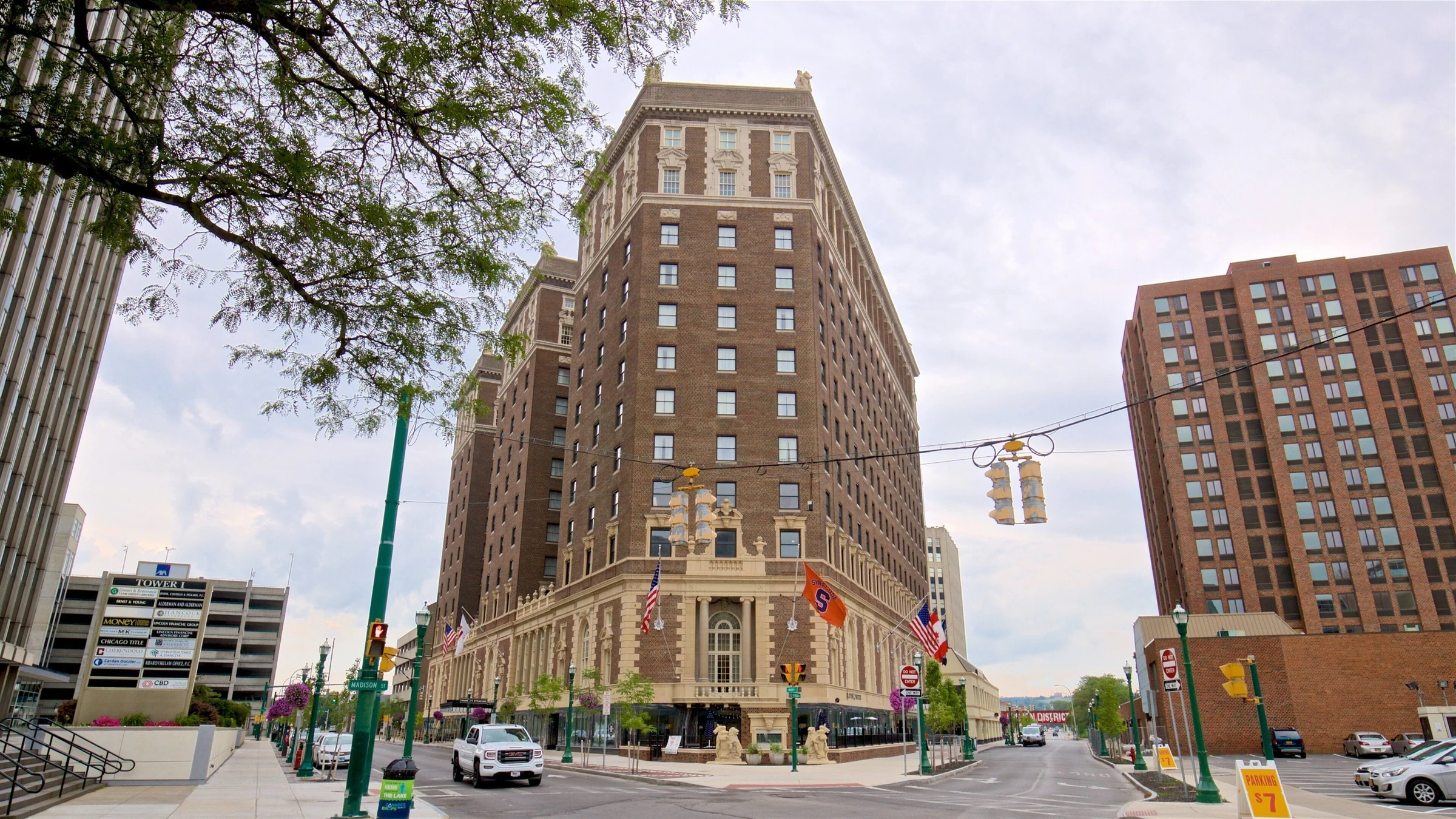 Commercial Roofing Contractors of Syracuse